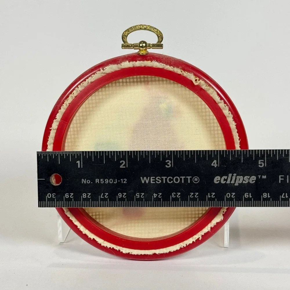 Vintage Cardinal Needlepoint Wall Hanging‎ Red Plastic Hoop Framed Bird Decor